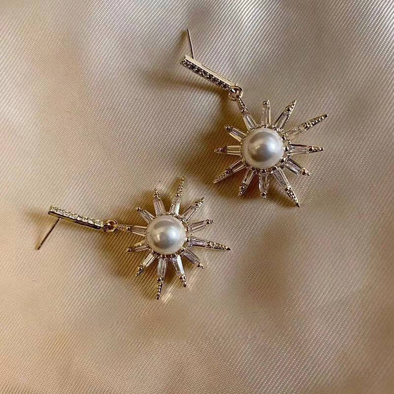 ZENITH - Stars & Moon Celestial Pearl Bridal Earrings in Gold & Ivory